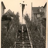 Bild1329 Ria Mehler geb. Kremer schmückte alljährlich zum Frohnleichnamstag die Treppe in der Kirchstrasse und den Eingang zur Kirche St. Peter auf dem Berg
