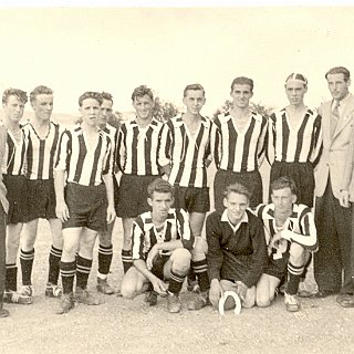 Bild0127 vlnr. Franz Funk (1) , Helmut Hölzel (2), Werner Lotz (3), Rudi Lotz (4), Horst Scheidt (5), Werner Krieger (6), Walter Krieger (7), Werner Besier (8), Heinz...